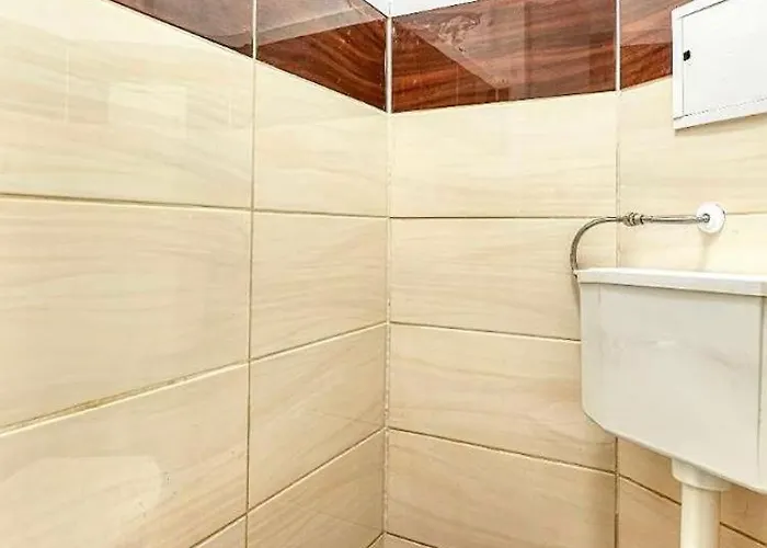 Apartman Lovely Airbnb Near Schoenbrunn *